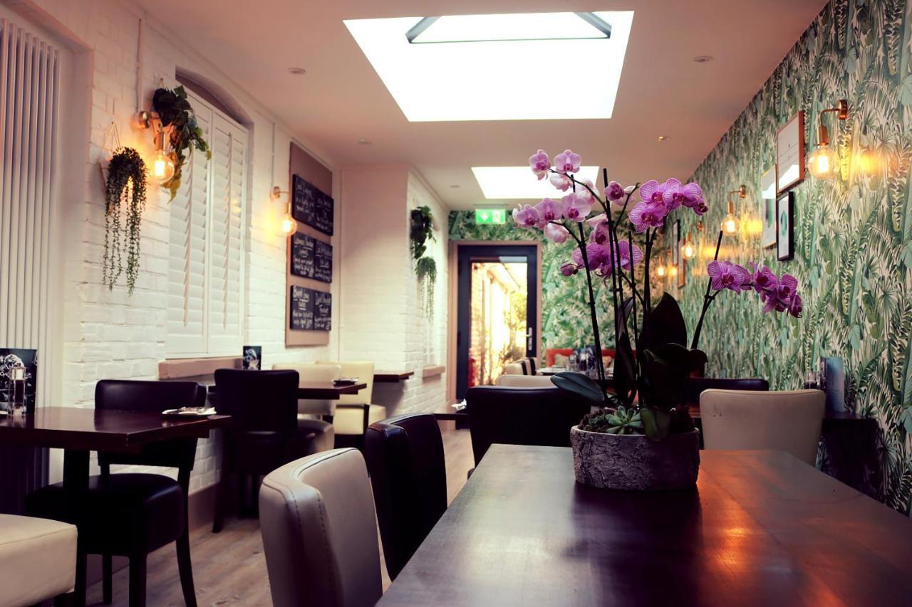 The Oyster Smack Hotel Burnham-on-Crouch Ngoại thất bức ảnh